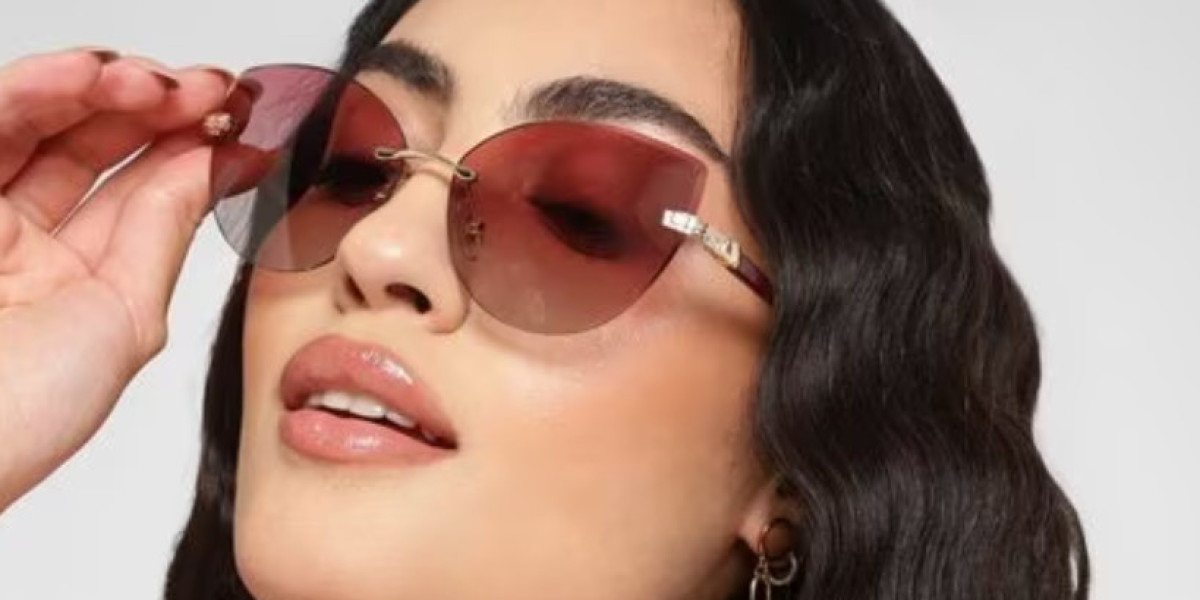 Cat Eye Coolness: A Statement Update to a Timeless Classic