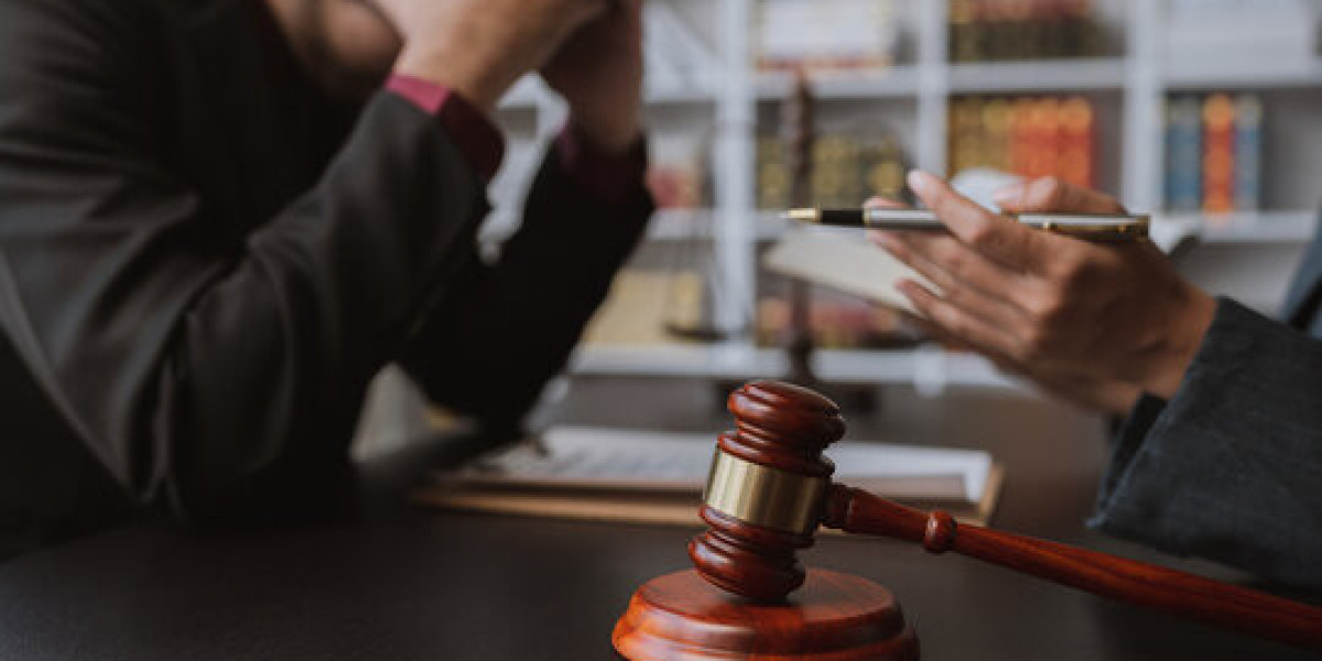 The Complete Guide to Hiring the Right Attorney for Your Personal Injury Case